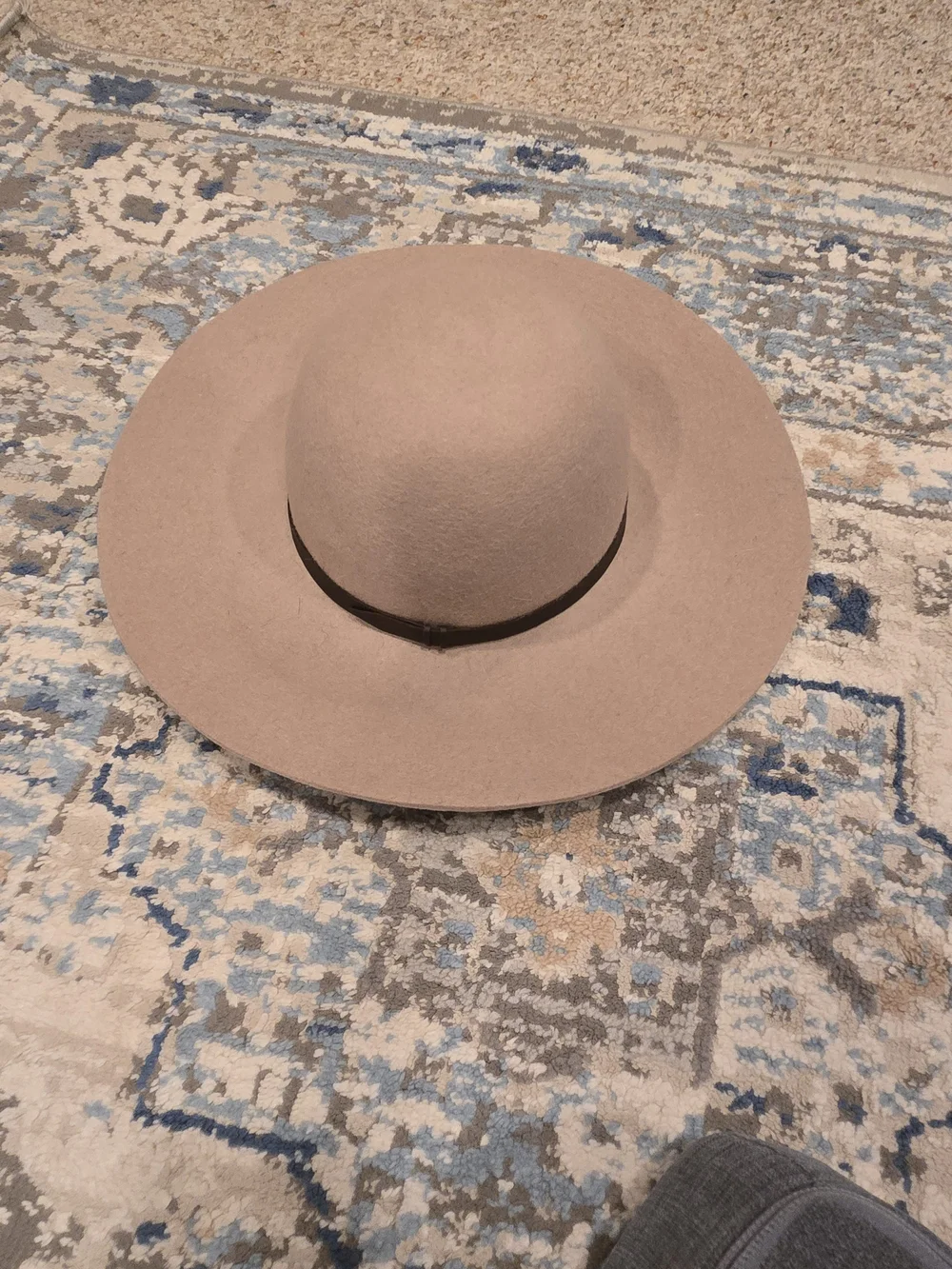 Nordstrom Wide-Brim Hat in Taupe